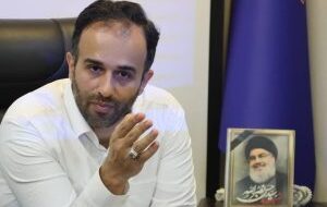 شایعات رفتن از شهرداری را برای چندمین بار تکذیب می کنم/تا زمانی که شورا تشخیص دهد به مردم شهرم خدمت خواهم کرد/ به انجام وعده هایم به مردم پایبند و متعهد به اتمام پروژه ها هستم