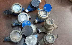 تعویض بیش از ۲۵۰۰ فقره کنتور خراب آب شرب در سطح استان گیلان