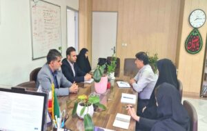 نشست معاون تجاری مخابرات منطقه گیلان با کمیته امداد برای فعال‌سازی سیم‌کارت‌های دائمی نوجوانان مددجو