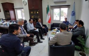 تکریم ایثارگران اولویت مطلق است