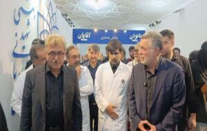 بازدید از بیمارستان‌های موقت در معیت وزیر بهداشت
